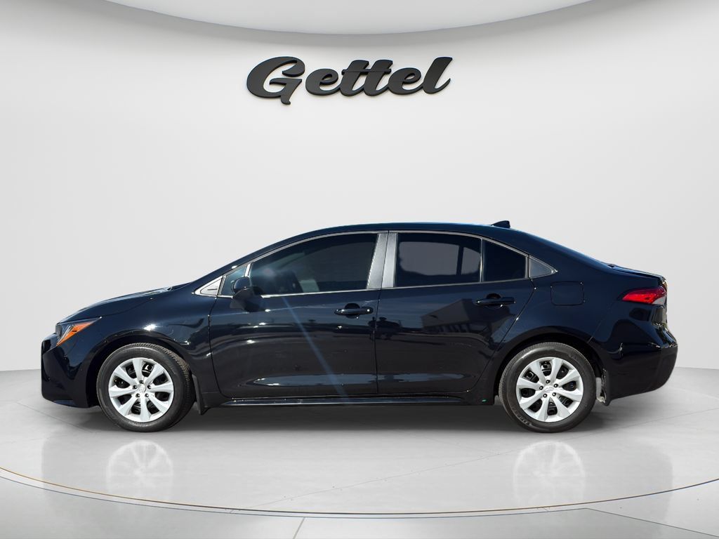 Used 2026 Toyota Corolla LE FWD image 8