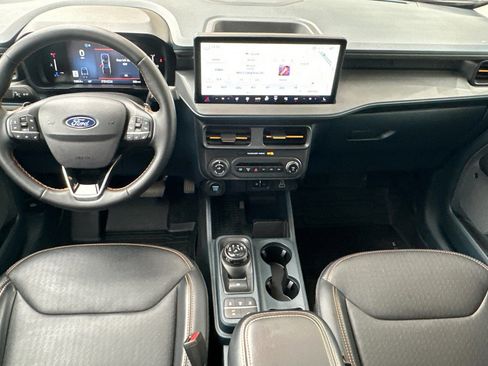 Used 2025 Ford Maverick Tremor image 14