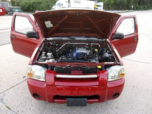 Used 2004 Nissan Frontier XE w/ (PWR) XE Pwr Pkg AWD/4WD image 30
