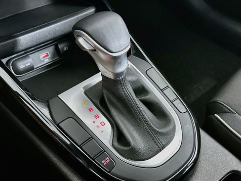 Used 2022 Kia Forte GT-Line w/ GT-Line Technology Package FWD image 25