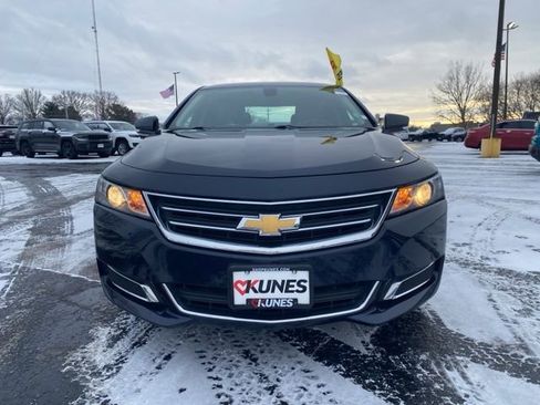 Used 2017 Chevrolet Impala LT image 13