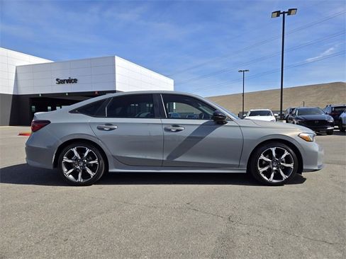 Used 2025 Honda Civic Sport image 7