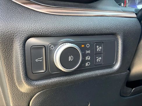 Used 2021 Ford Explorer Limited w/ Equipment Group 301A RWD image 35