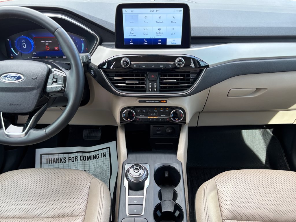 Used 2022 Ford Escape SEL w/ Technology Package FWD image 16