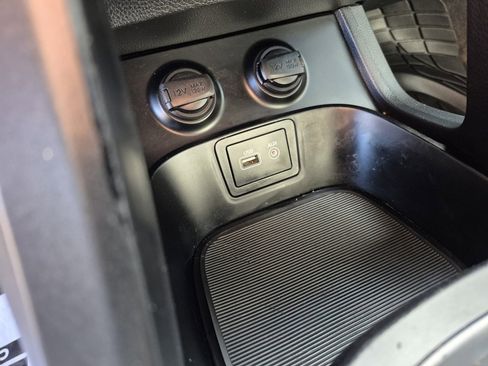 Used 2018 Hyundai Santa Fe Sport image 28