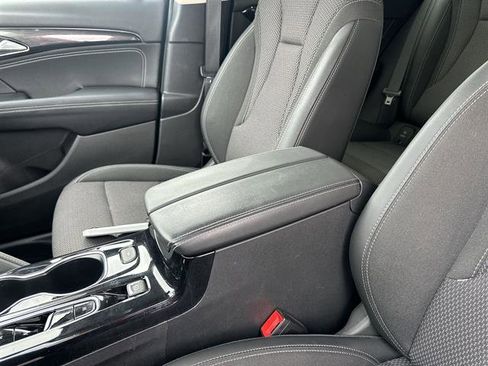 Certified 2022 Buick Envision Preferred FWD image 20