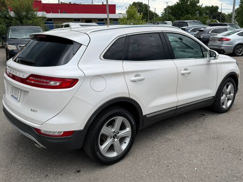 Used 2017 Lincoln MKC Premiere FWD image 5