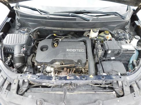 Used 2020 Chevrolet Equinox LS w/ LS Convenience Package image 14