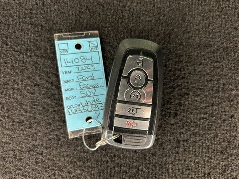 Used 2023 Ford Escape ST-Line AWD/4WD image 35