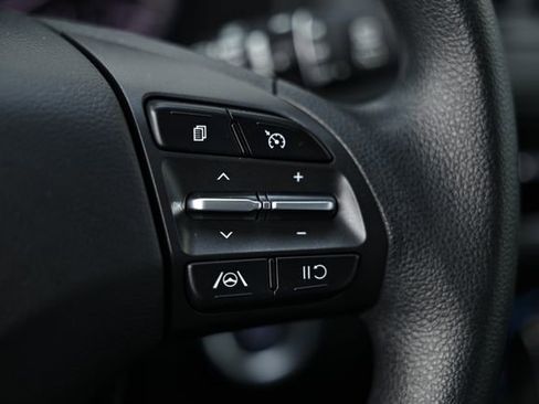 Used 2023 Hyundai Kona SEL image 35