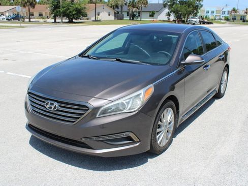 Used 2015 Hyundai Sonata Limited w/ Cargo Package FWD image 2