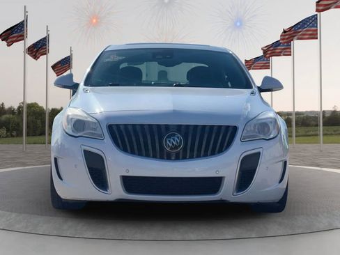Used 2017 Buick Regal GS w/ Driver Confidence Package #2 FWD image 2