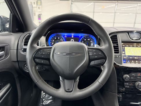 Used 2023 Chrysler 300 S image 13