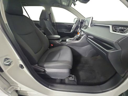 Used 2025 Toyota RAV4 LE image 15