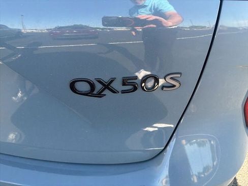 Used 2023 INFINITI QX50 Sport AWD/4WD image 15