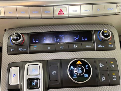 Used 2021 Hyundai Palisade Limited AWD/4WD image 9