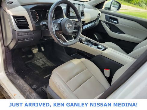 Certified 2023 Nissan Rogue SL w/ SL Premium Package AWD/4WD image 9