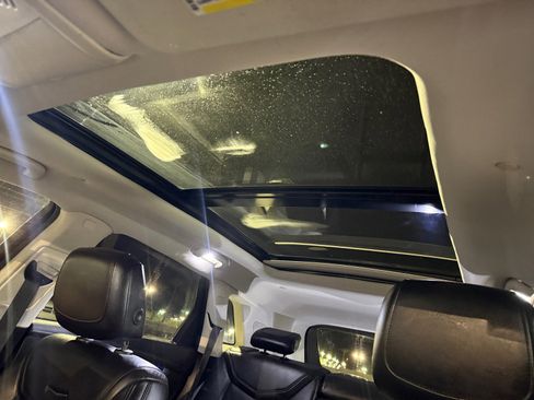 Used 2019 Cadillac XT5 Premium Luxury w/ Driver Assist Package image 34