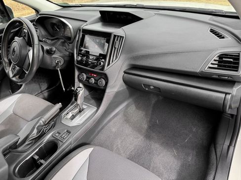 Used 2019 Subaru Crosstrek 2.0i Premium w/ Eyesight System image 28