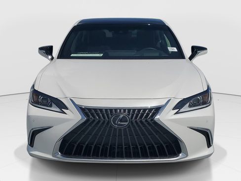 Certified 2024 Lexus ES 350 w/ Technology Package FWD image 2