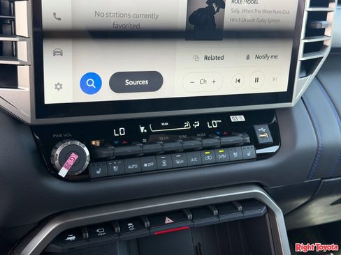 New 2026 Toyota Sequoia Platinum AWD/4WD image 23