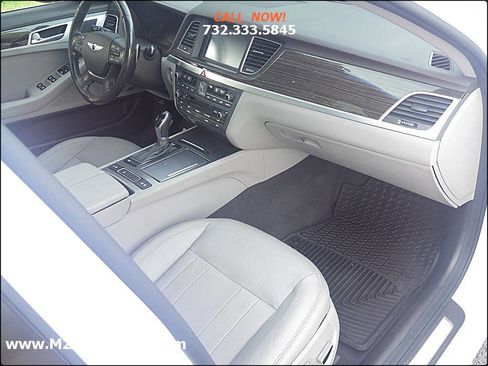 Used 2015 Hyundai Genesis 3.8 w/ Option Group 02 image 17