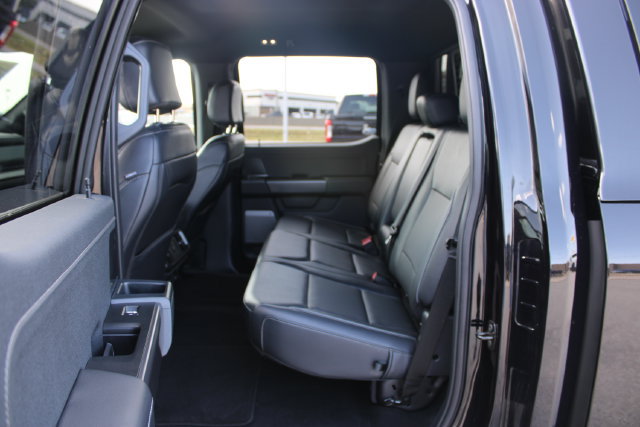 Used 2025 Ford F150 Lariat w/ Equipment Group 501A Mid AWD/4WD image 13