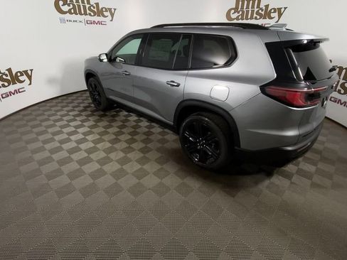 Used 2026 GMC Acadia Elevation w/ Black Edition image 6