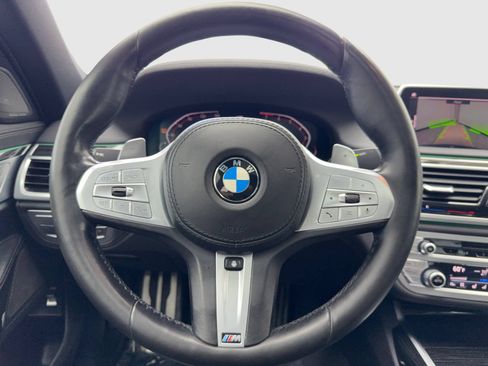 Used 2020 BMW 740i xDrive w/ M Sport Package AWD/4WD image 19