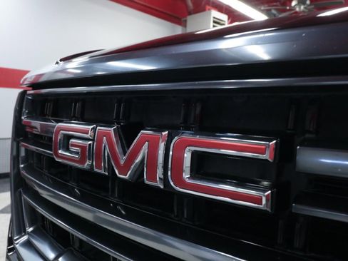 Used 2022 GMC Yukon AT4 image 37