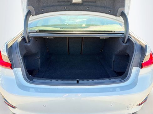 Used 2019 BMW 330i Sedan w/ Premium Package image 13