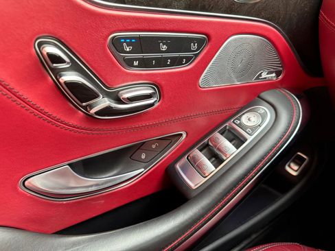 Used 2016 Mercedes-Benz S 63 AMG 4MATIC Coupe image 25