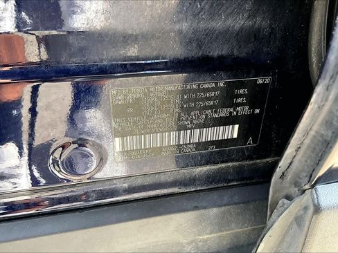 Used 2020 Toyota RAV4 XLE FWD image 35