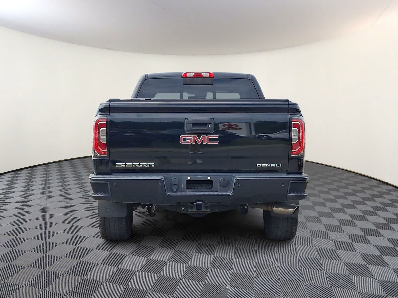 Used 2018 GMC Sierra 1500 Denali AWD/4WD image 6