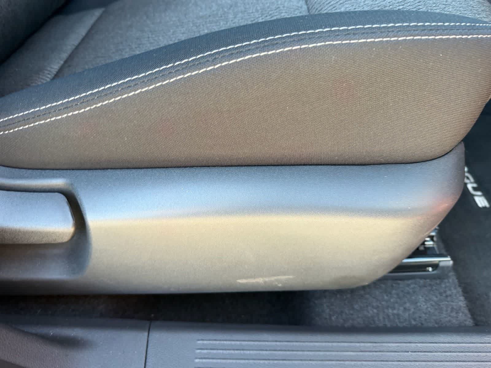 Used 2026 Nissan Rogue SV FWD image 14