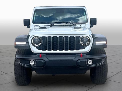 Used 2024 Jeep Wrangler Unlimited Rubicon AWD/4WD image 4