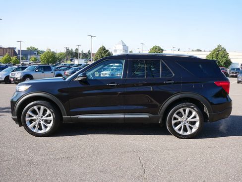 Used 2021 Ford Explorer Platinum w/ Equipment Group 601A image 4