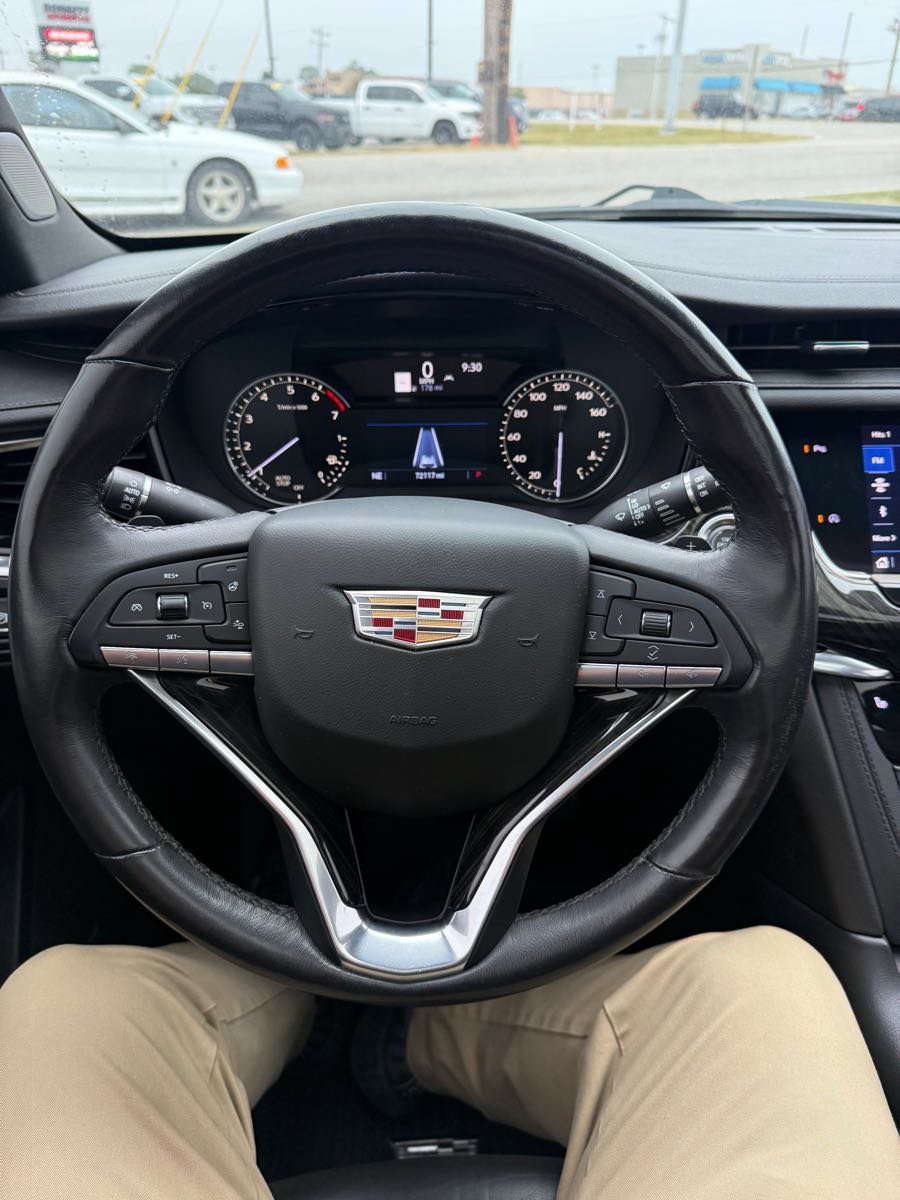 Used 2020 Cadillac XT6 Premium Luxury FWD image 14