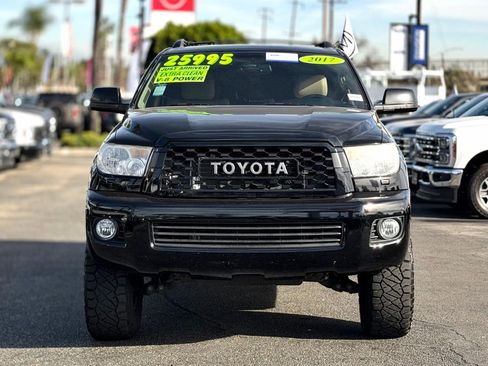 Used 2017 Toyota Sequoia Limited w/ Safety & Convenience Package image 3