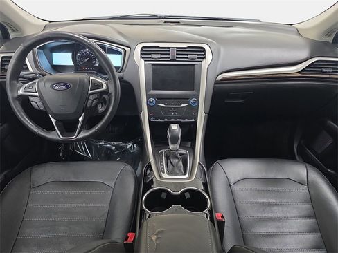 Used 2014 Ford Fusion SE w/ Equipment Group 202A image 10