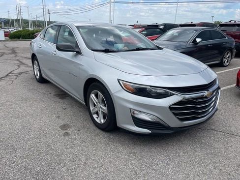 Used 2020 Chevrolet Malibu LS FWD image 3