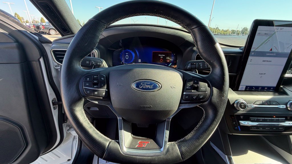 Used 2020 Ford Explorer ST w/ ST Street Pack AWD/4WD image 13