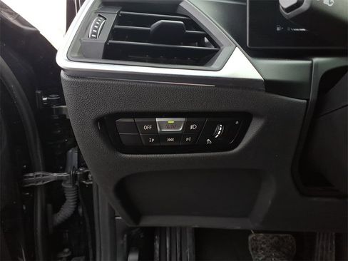 Used 2024 BMW 330i xDrive Sedan w/ Convenience Package image 20