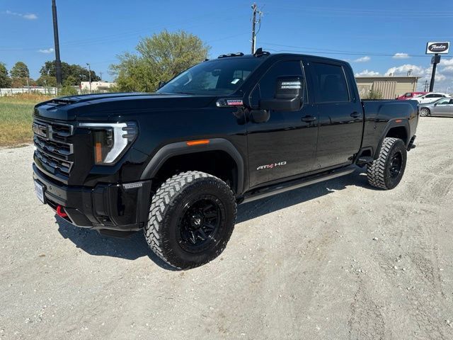Used 2025 GMC Sierra 2500 AT4 w/ AT4 Premium Plus Package AWD/4WD image 1