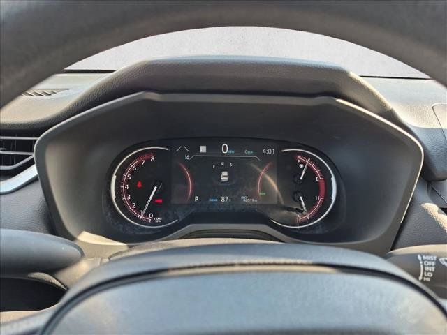 Certified 2025 Toyota RAV4 XLE FWD image 9