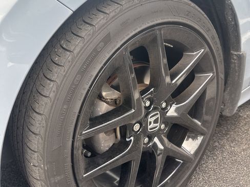 Used 2023 Honda Civic Sport image 17