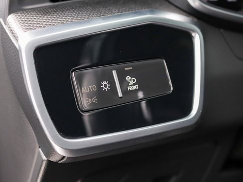 Used 2021 Audi RS 6 w/ Executive Package AWD/4WD image 35