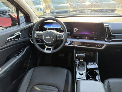 Used 2025 Kia Sportage SX image 23