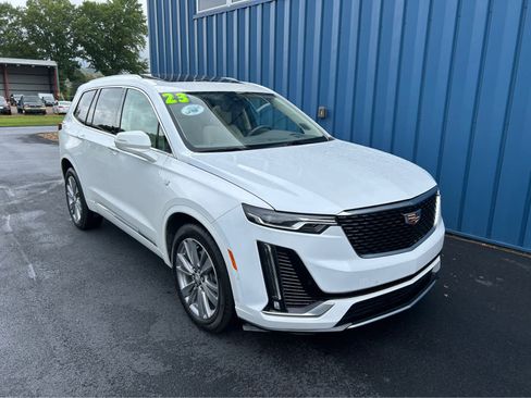 Used 2023 Cadillac XT6 Premium Luxury w/ Technology Package image 40