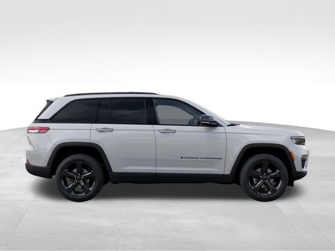 New 2025 Jeep Grand Cherokee Limited w/ Black Appearance Package AWD/4WD image 21